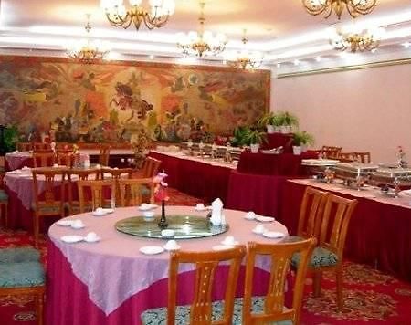 Tibet Hotel Lhasa Exterior photo